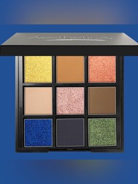 AESTHETICA "BE" EYESHADOW PALETTE: Be Bold